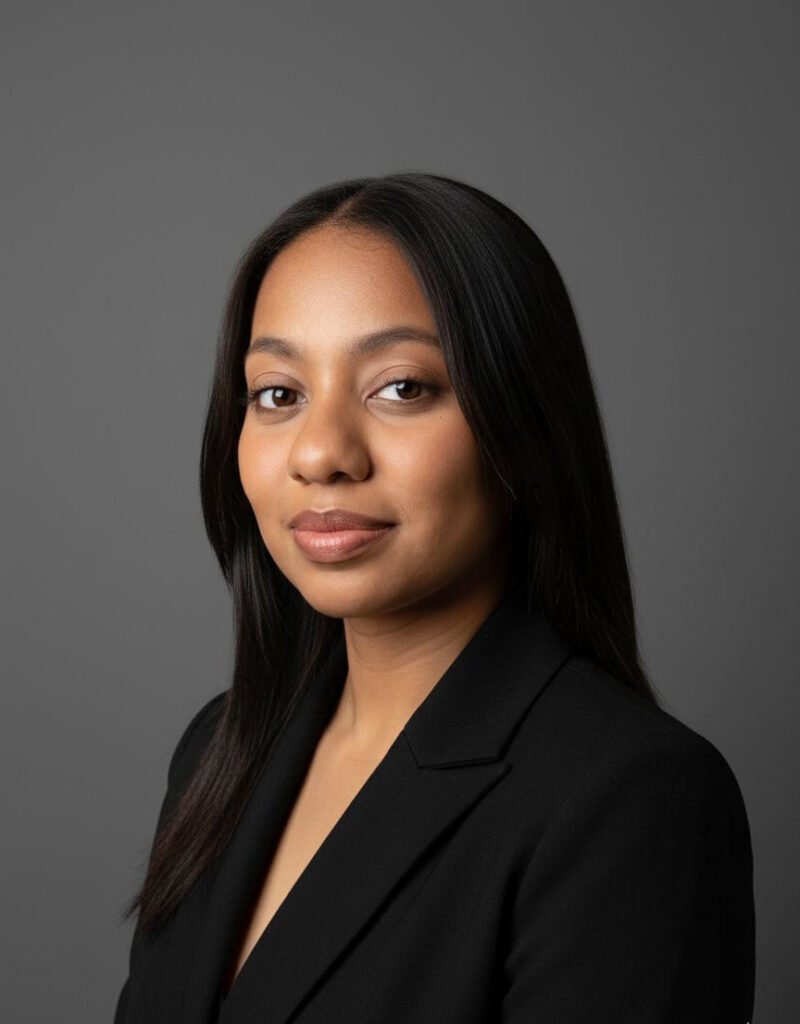 Foto da professora Yasmin